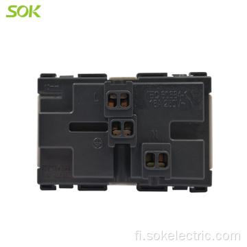 Multi Duplex US Power Socket -pistorasian ruuviliitin